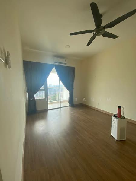Service Residence for Sale at Saville @ Cheras - Azli Ibrahim - Balcony - PropertyGuru.com.my