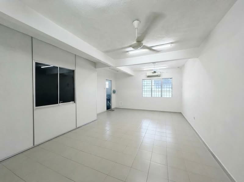 Rumah Teres 2-Tingkat untuk Dijual di Taman Bukit Maluri (Kepong) - Edmond Loke - Living Room - PropertyGuru.com.my