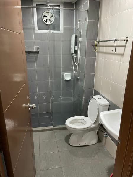 Condominium for Rent at Sierra Residences - Bryan Teng - Bathroom - PropertyGuru.com.my