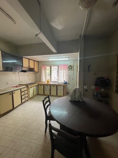 2-storey Terraced House for Sale in Kepong Baru (Kepong) - Louis Foong - Kitchen - PropertyGuru.com.my