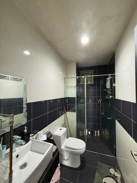 Service Residence for Rent at D'Inspire Residence (Inspira Bestari) - Mavis Hew - Bathroom - PropertyGuru.com.my