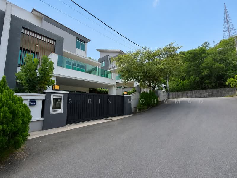 Semi-Detached House for Sale in Kampung Bukit Besar (Bukit Besar) - Alias Bin Mohamad - PropertyGuru.com.my