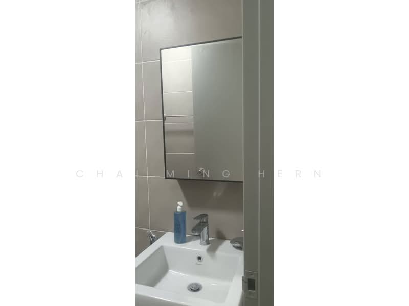 Service Residence for Rent at Serviced Residence @ The Louvre @ Country Heights - Chai Ming Hern - Bathroom - PropertyGuru.com.my