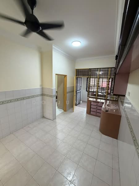 1-storey Terraced House for Rent in Jemaluang (Johor) - Foo Jun Tao - Kitchen - PropertyGuru.com.my