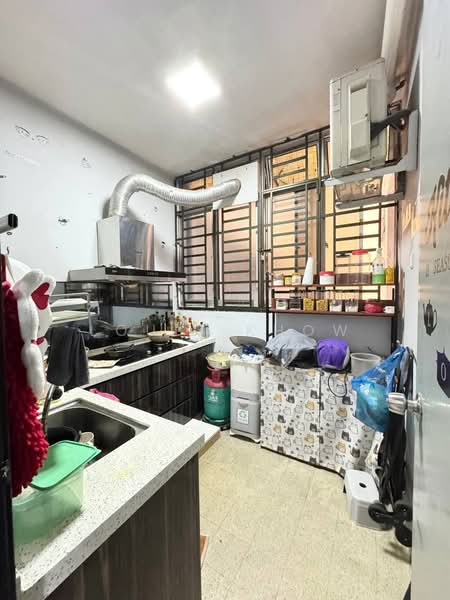 Apartment for Sale at Kipark Apartment - Louis Khow - Kitchen - PropertyGuru.com.my