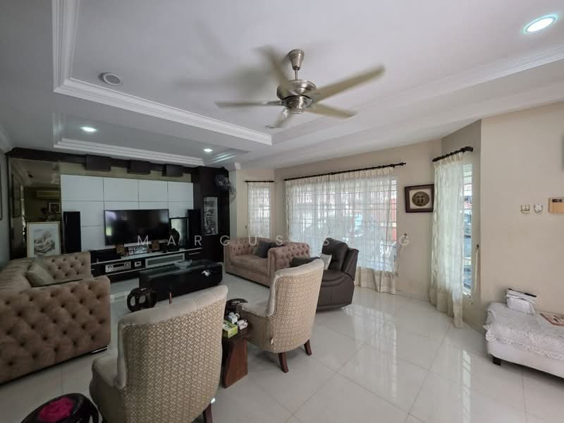 2-storey Terraced House for Sale in Taman Ipoh Timur (Ipoh) - Marcus Seng - Living Room - PropertyGuru.com.my
