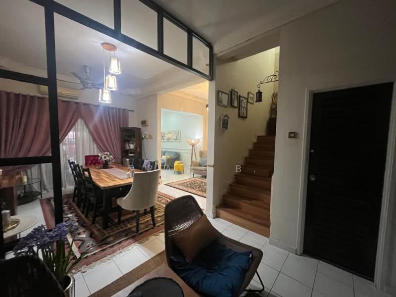 Rumah Teres 2 Tingkat untuk Dijual di Bandar Bukit Tinggi (Klang) - Prabu B. - Dining Room - PropertyGuru.com.my