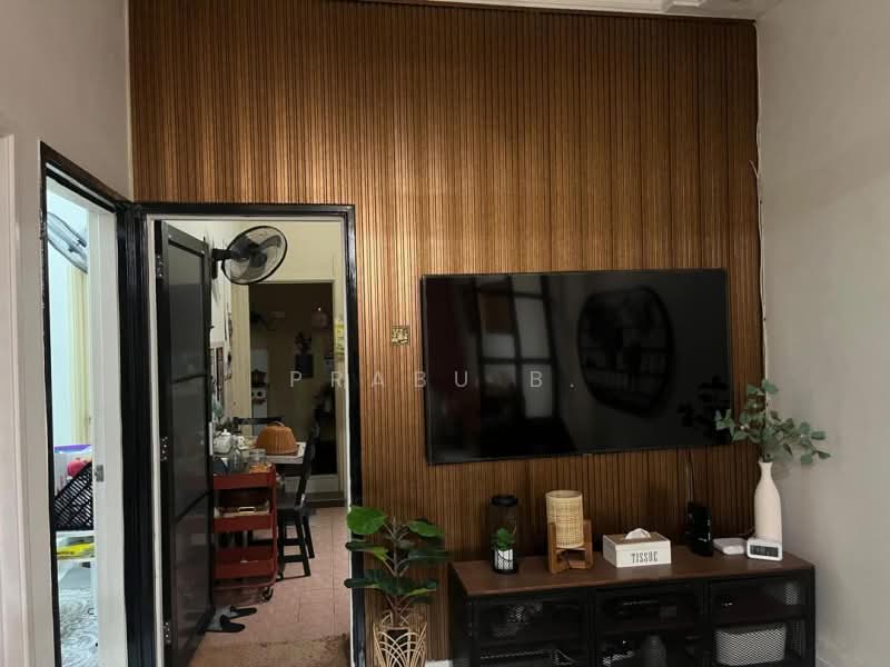 Rumah Teres 2 Tingkat untuk Dijual di Bandar Bukit Tinggi (Klang) - Prabu B. - Living Room - PropertyGuru.com.my
