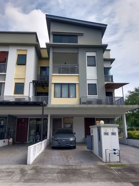 Townhouse for Sale in 16 Sierra (Puchong) - Allen . - Exterior - PropertyGuru.com.my