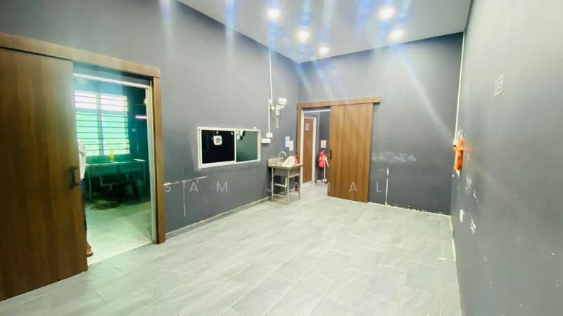 Shop for Rent in Kuantan (Pahang) - Sam Jamal - Interior - PropertyGuru.com.my