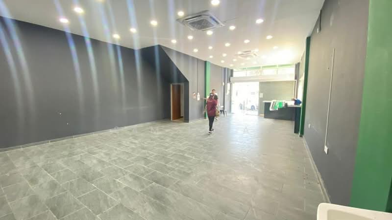 Shop for Rent in Kuantan (Pahang) - Sam Jamal - Interior - PropertyGuru.com.my