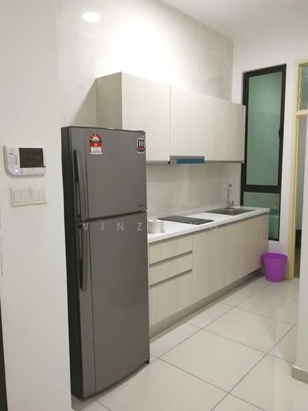 Service Residence for Sale at D'Summit Residences - Vinz Ang - Kitchen - PropertyGuru.com.my