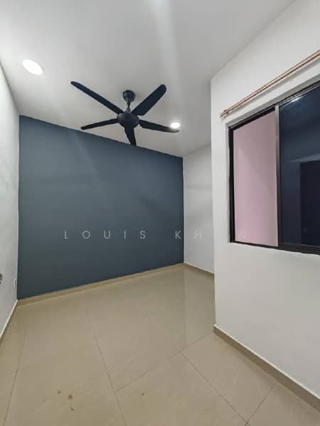 Flat for Sale at Flat Taman Ungku Tun Aminah - Louis Khow - Interior - PropertyGuru.com.my