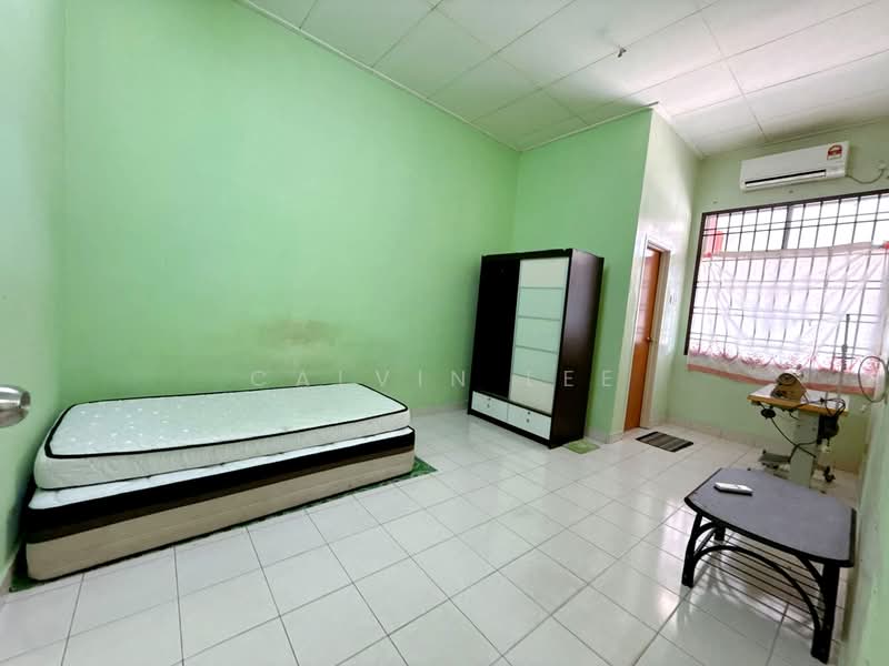 1-storey Terraced House for Sale in Taman Daiman Jaya (Kota Tinggi) - Calvin Lee - PropertyGuru.com.my