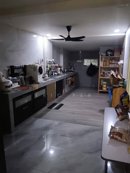 2-storey Terraced House for Sale in Taman Sri Segambut (Segambut) - Eric Per - Kitchen - PropertyGuru.com.my