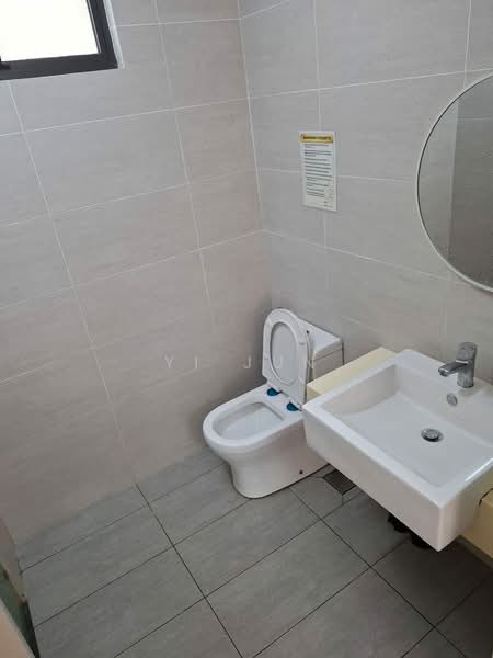Servis Apartment untuk Disewa di Citizen @ Old Klang Road - Yi Jun - Bathroom - PropertyGuru.com.my