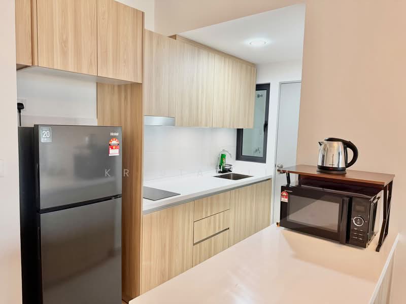 Service Residence for Rent at Maya Bay Residences @ Gamuda Cove - Krystal Lim - Kitchen - PropertyGuru.com.my