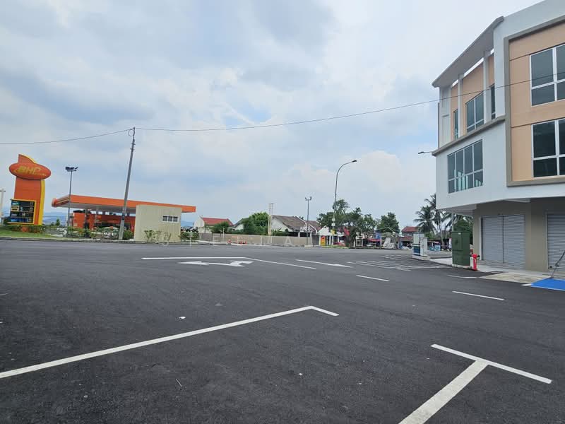Shop for Rent in Balakong (Selangor) - Stella Lee - Exterior - PropertyGuru.com.my
