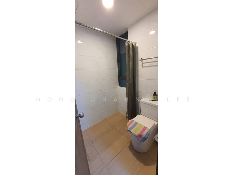 Servis Apartment untuk Disewa di Country Garden Central Park - Hong Charng Lee - Bathroom - PropertyGuru.com.my