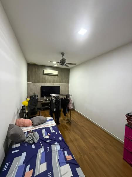 Rumah Teres 2 Tingkat untuk Dijual di Sutera Damansara (Damansara Damai) - Eric Per - Bedroom - PropertyGuru.com.my