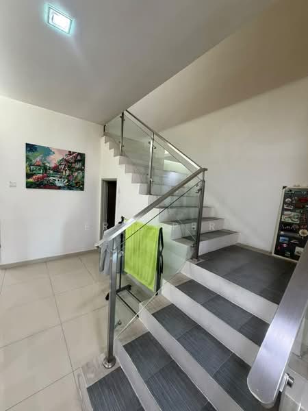 Rumah Teres 2 Tingkat untuk Dijual di Sutera Damansara (Damansara Damai) - Eric Per - Interior - PropertyGuru.com.my