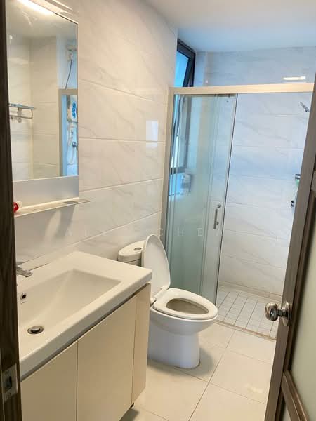 Pangsapuri untuk Disewa di Starview Bay @ Forest City - Alex Cheah - Bathroom - PropertyGuru.com.my