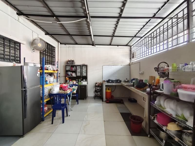 Rumah Teres 2 Tingkat untuk Dijual di Taman Lestari Putra (Seri Kembangan) - Mahafiz . - PropertyGuru.com.my