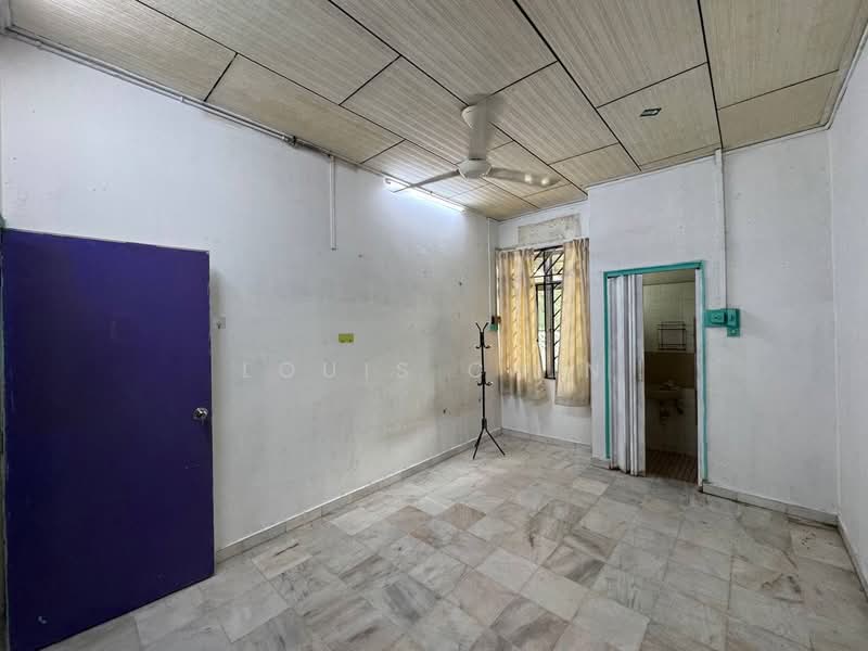1-storey Terraced House for Sale in Taman Daya (Johor Bahru) - Louis Chin - PropertyGuru.com.my