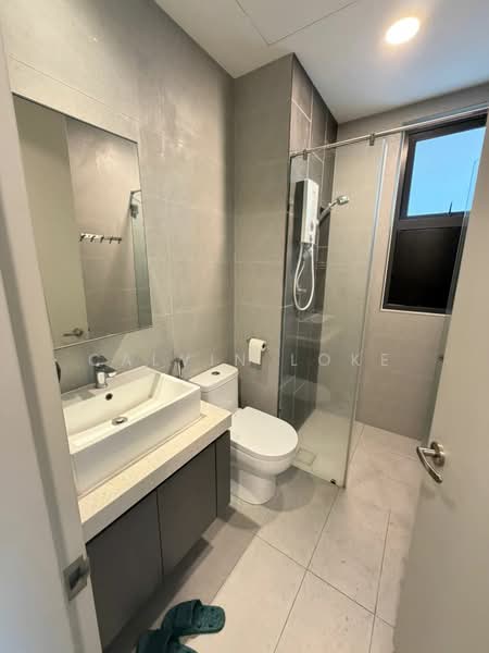 Servis Apartment untuk Disewa di The Clio 2 Residences - Calvin Loke - Bathroom - PropertyGuru.com.my