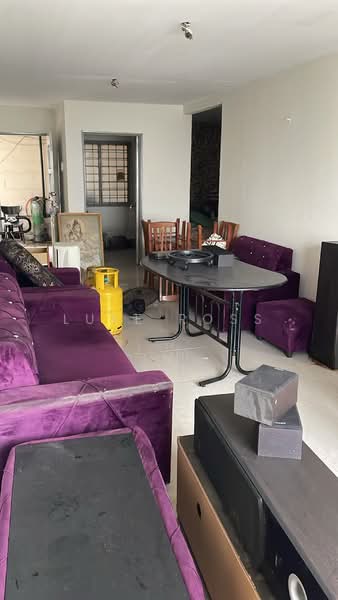 Rumah Flat untuk Dijual di Sentul Utama Flat - Luke Ross - Living Room - PropertyGuru.com.my