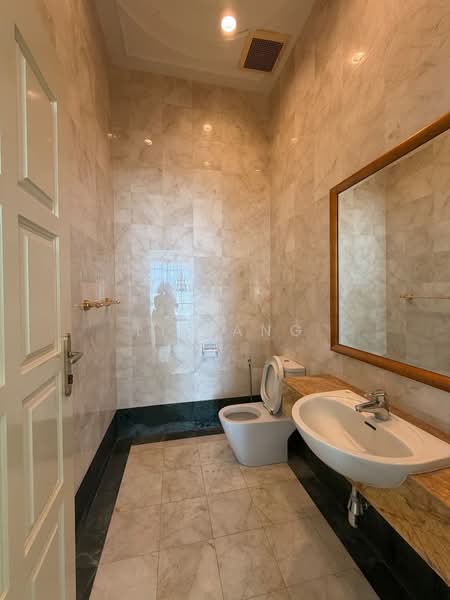 Kondominium untuk Dijual di The Palazzo - Li Fang - Bathroom - PropertyGuru.com.my