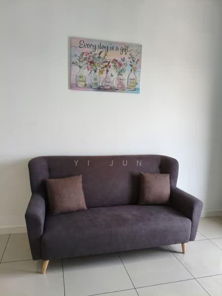 Servis Apartment untuk Disewa di Le Pavillion - Yi Jun - Living Room - PropertyGuru.com.my