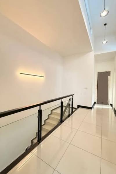 Cluster House for Sale in Setia Tropika (Johor Bahru) - Kok Hui - Corridor - PropertyGuru.com.my
