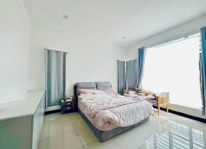 Cluster House for Sale in Setia Tropika (Johor Bahru) - Kok Hui - Bedroom - PropertyGuru.com.my