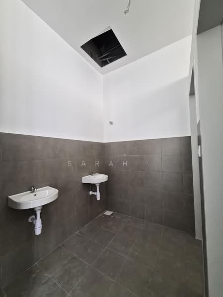 Kedai / Pejabat untuk Disewa di Cyber 10 (Cyberjaya) - Sarah . - PropertyGuru.com.my