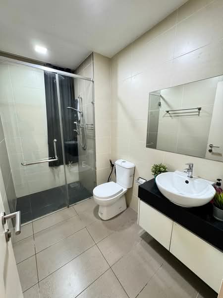 Service Residence for Sale at LakePark Residence @ KL North - Ken Lai - Bathroom - PropertyGuru.com.my