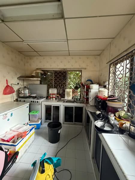 Semi-Detached House for Sale in Taman Iskandar (Johor Bahru) - Sharon Ng - Kitchen - PropertyGuru.com.my
