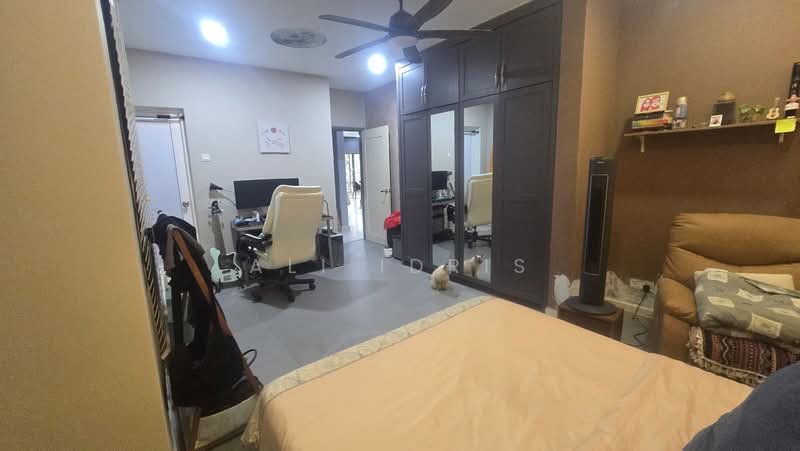 Rumah Banglo untuk Dijual di Alam Damai (Cheras) - Ali Idris - Bedroom - PropertyGuru.com.my