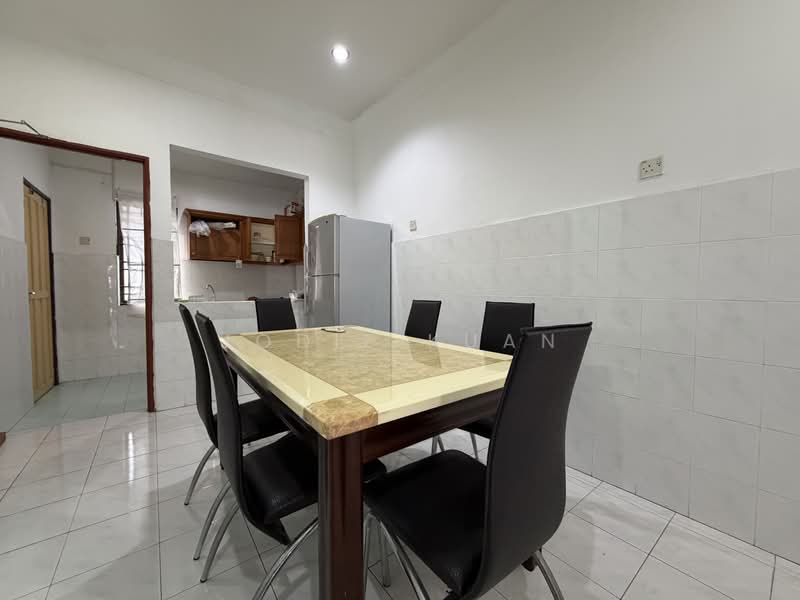 2-storey Terraced House for Sale in Taman Lapangan Melodi (Ipoh) - Jodie Kuan - DINING AREA - PropertyGuru.com.my