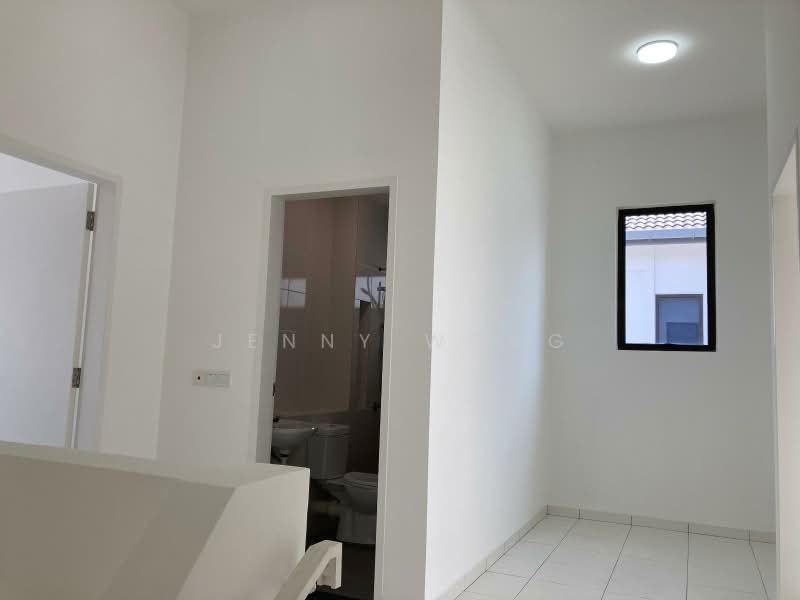 Rumah Teres 2 Tingkat untuk Disewa di Eco Grandeur (Puncak Alam) - Jenny Wong - Bathroom - PropertyGuru.com.my