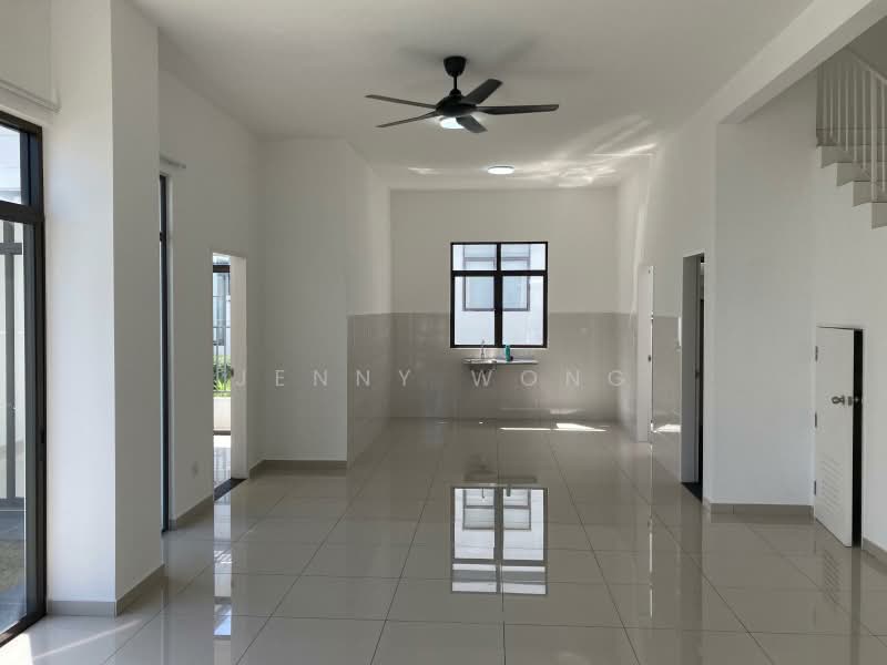 Rumah Teres 2 Tingkat untuk Disewa di Eco Grandeur (Puncak Alam) - Jenny Wong - Living Room - PropertyGuru.com.my