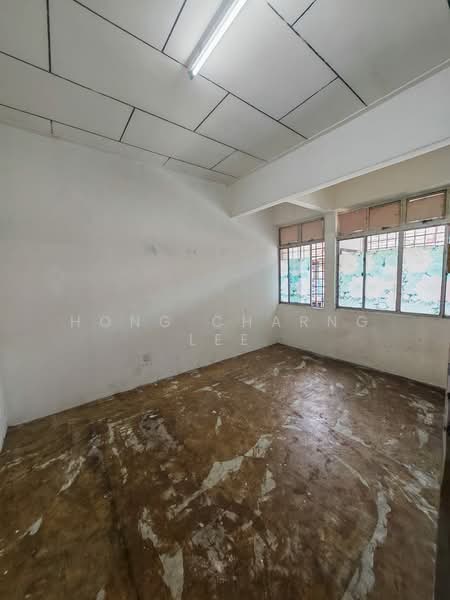 Shop / Office for Rent in Johor Bahru (Johor) - Hong Charng Lee - Interior - PropertyGuru.com.my