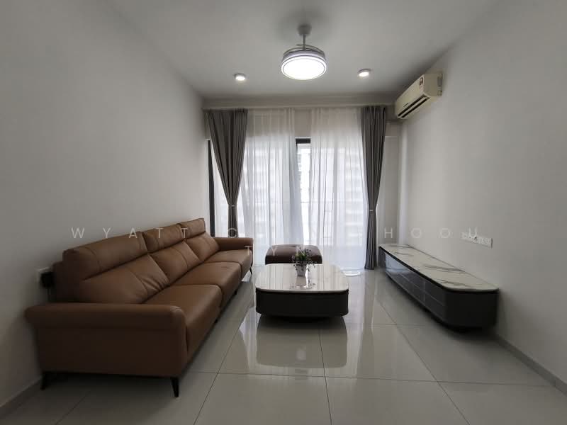 Condominium for Rent at Kings Bay @ Country Garden Danga Bay - Wyatt Chan Shoou Tyn - Living Room - PropertyGuru.com.my