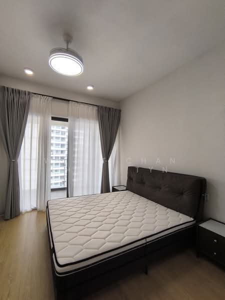 Condominium for Rent at Kings Bay @ Country Garden Danga Bay - Wyatt Chan Shoou Tyn - Bedroom - PropertyGuru.com.my