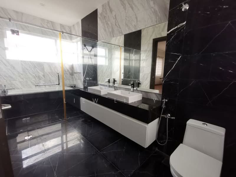 Bungalow for Sale in Iskandar Puteri (Nusajaya) (Johor) - Liew Lih Yi - Bathroom - PropertyGuru.com.my