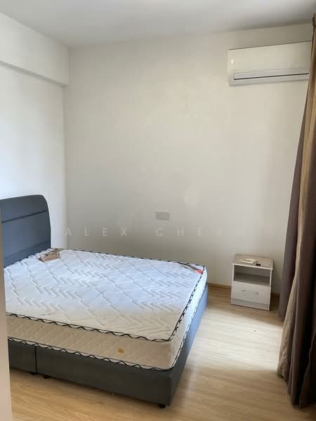 Pangsapuri untuk Disewa di Starview Bay @ Forest City - Alex Cheah - Bedroom 2 - PropertyGuru.com.my