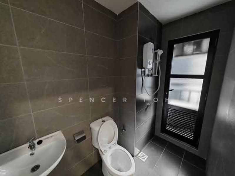 Service Residence for Rent at Maxim Residences - Spencer Toh - Bathroom - PropertyGuru.com.my