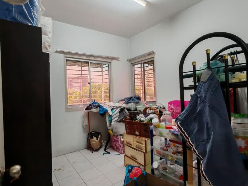 Apartment for Sale at Pangsapuri Cemara - Gavin Tham - Bedroom - PropertyGuru.com.my