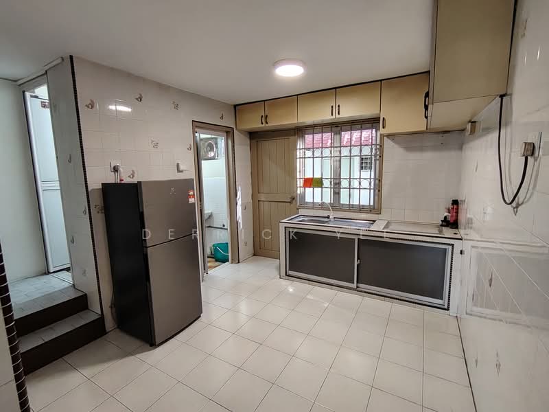 2-storey Terraced House for Sale in Batu Berendam (Melaka) - Derrick Yee - Kitchen - PropertyGuru.com.my