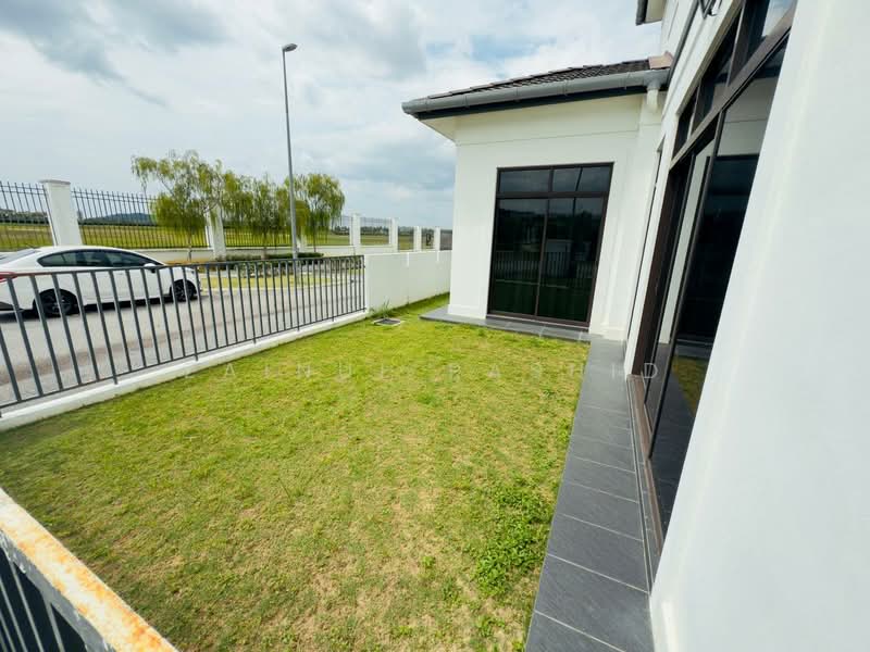 2-storey Terraced House for Sale in Eco Grandeur (Puncak Alam) - Zainul Rashid - Exterior - PropertyGuru.com.my